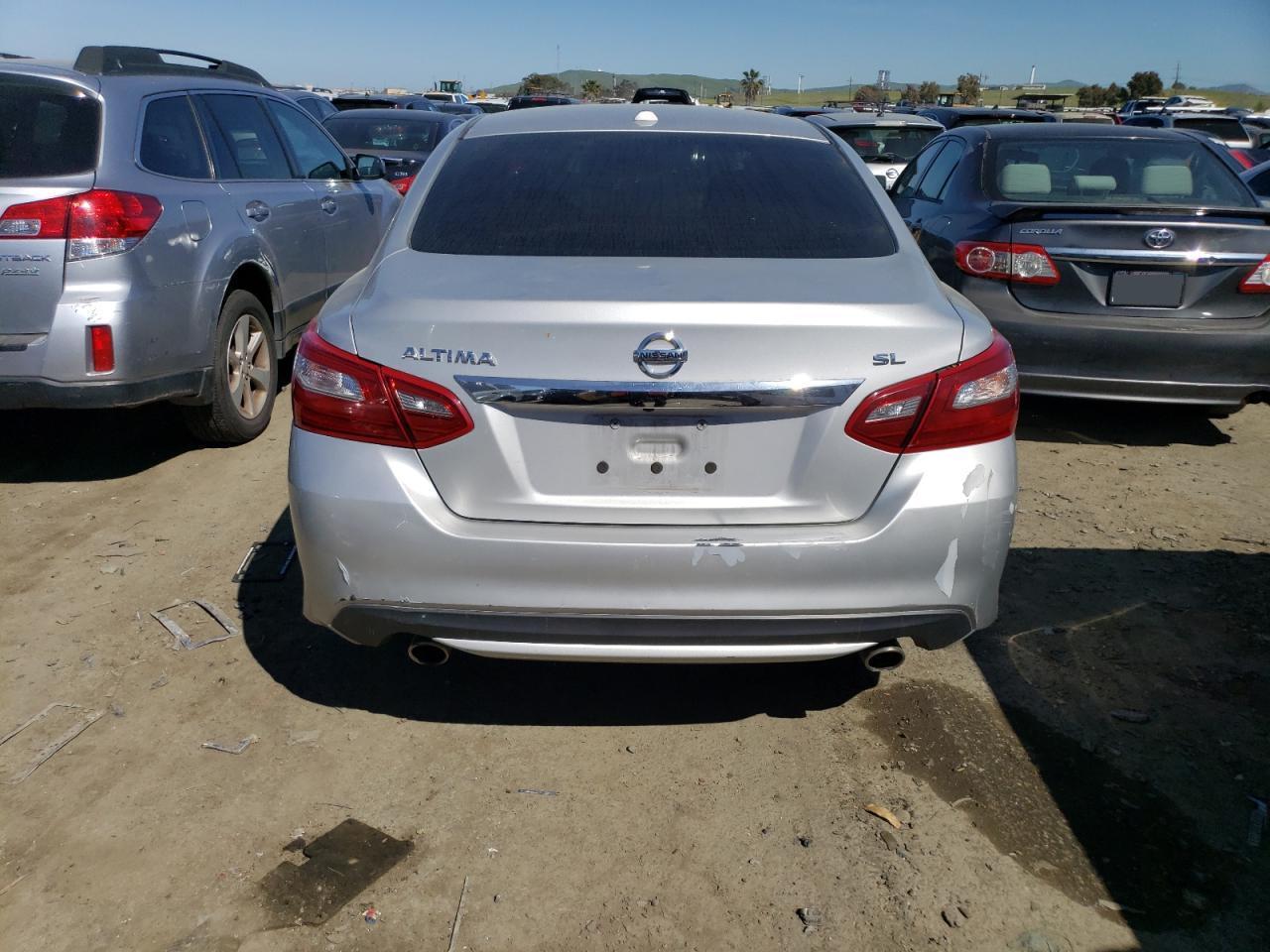 2018 Nissan Altima 2.5 - Фото 6