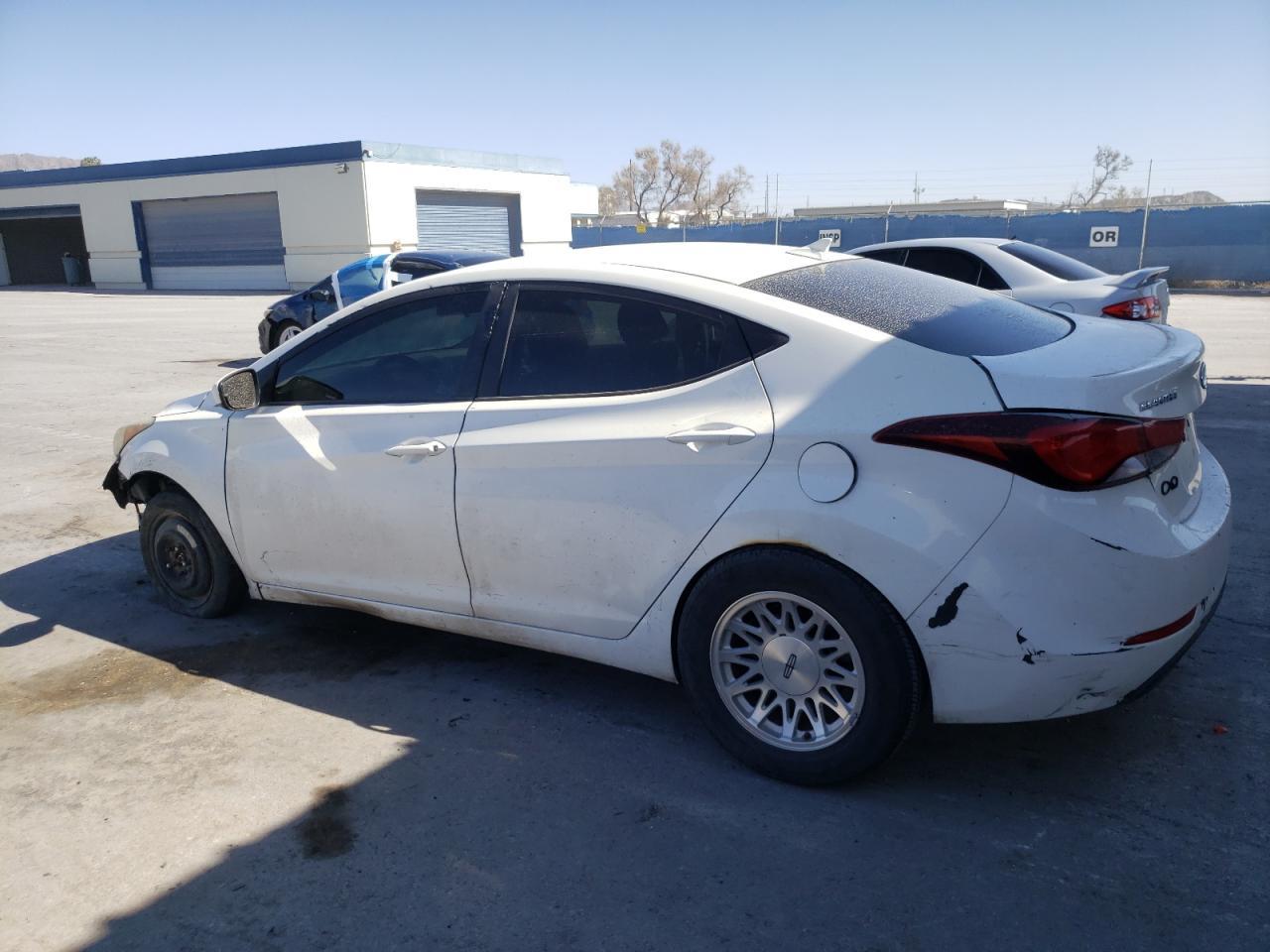 2014 Hyundai Elantra Se - Фото 2