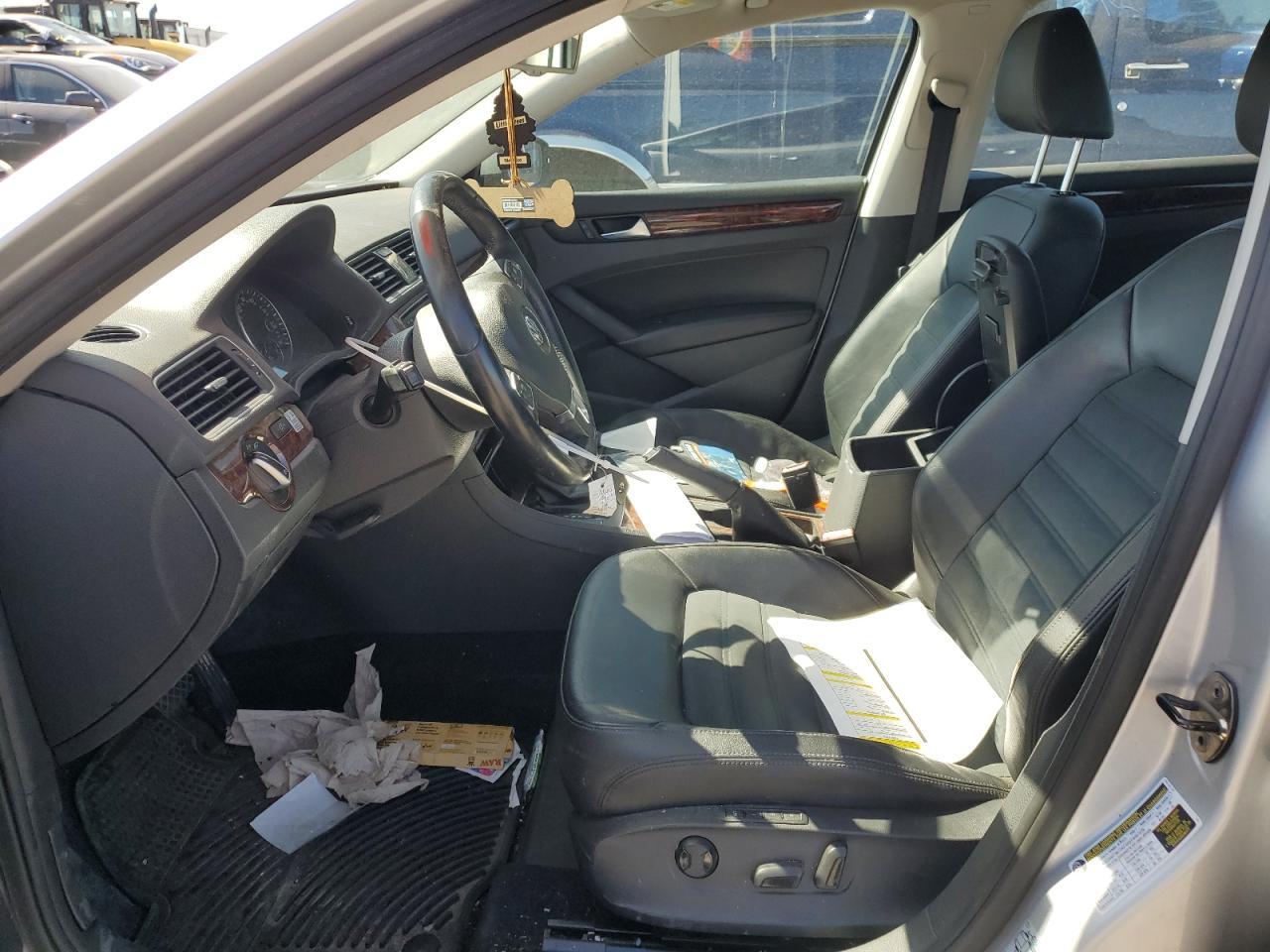 2013 Volkswagen Passat Sel - Фото 7