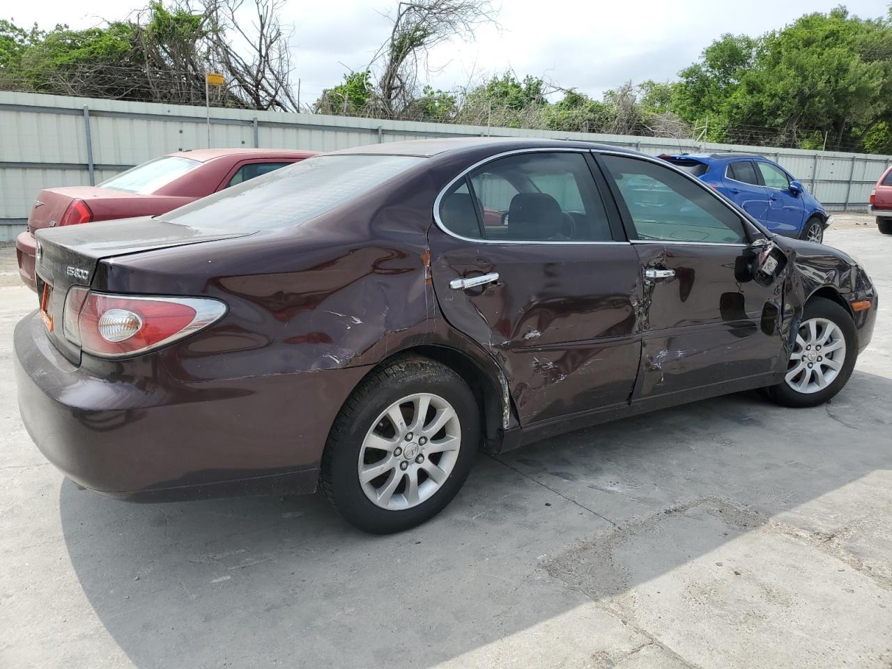 2002 Lexus Es 300 - Image 3