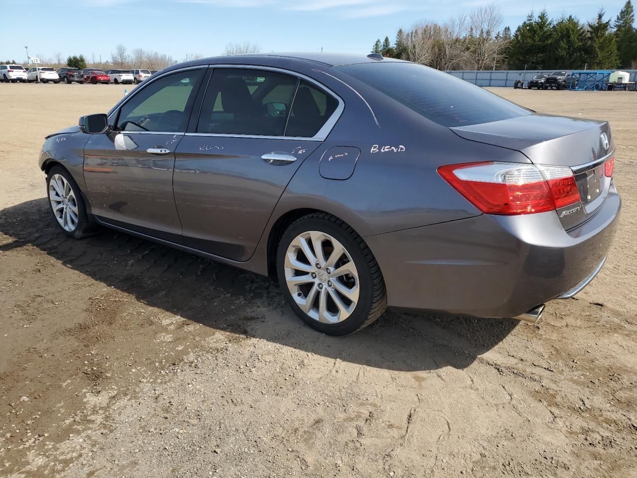 2014 Honda Accord Touring - Фото 2