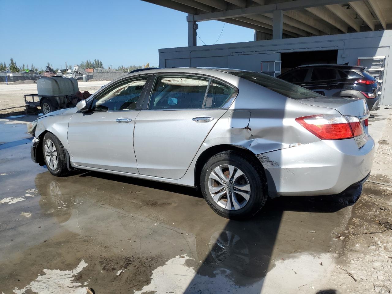 2015 Honda Accord Lx - Фото 2