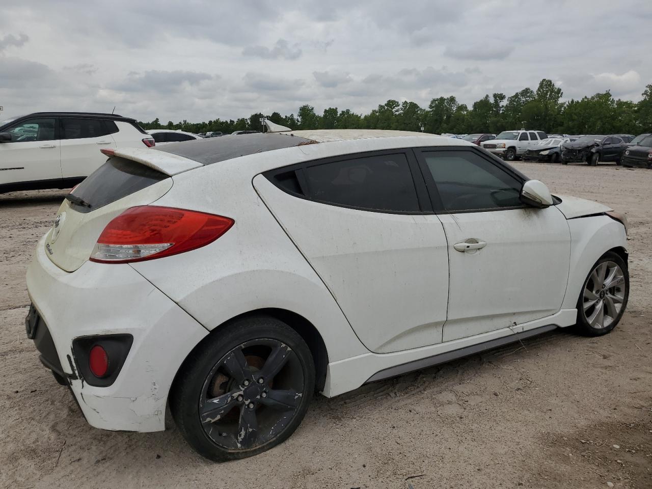 2016 Hyundai Veloster Turbo - Фото 3