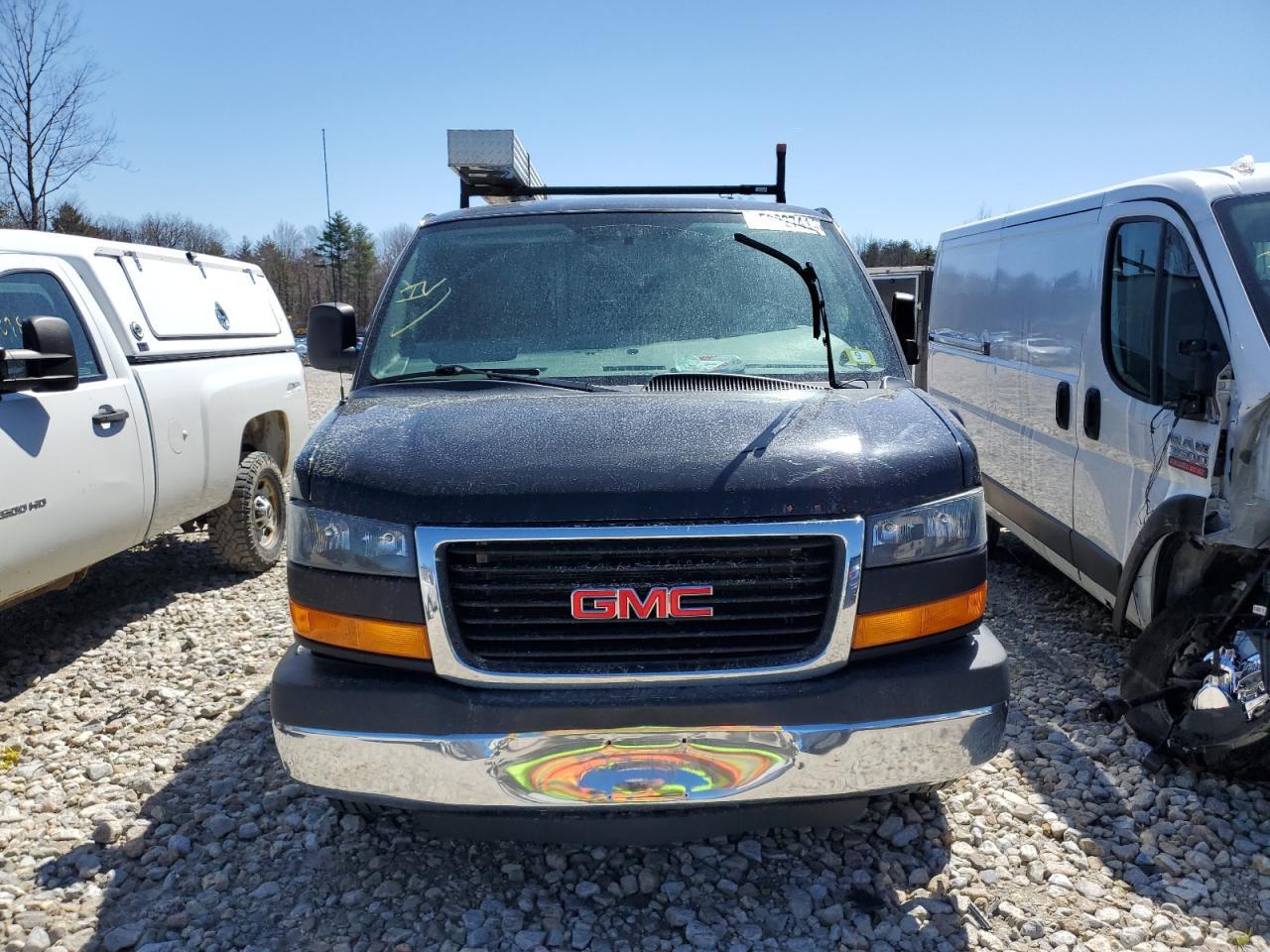 2015 GMC Savana G2500 - Фото 5