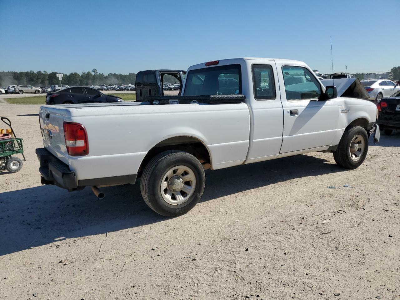 2010 Ford Ranger Super Cab - Image 3