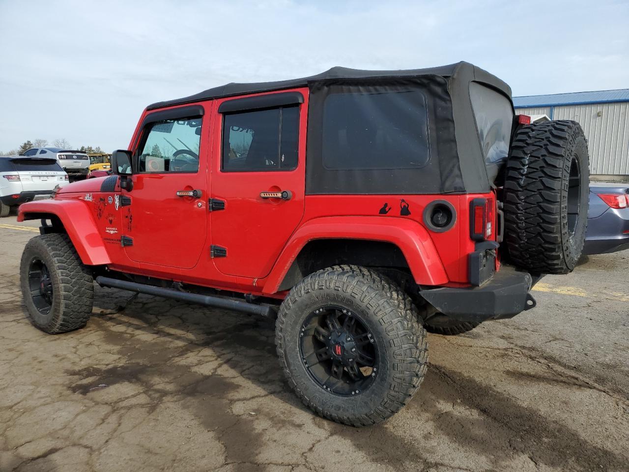 2015 Jeep Wrangler Unlimited Sahara - Image 2