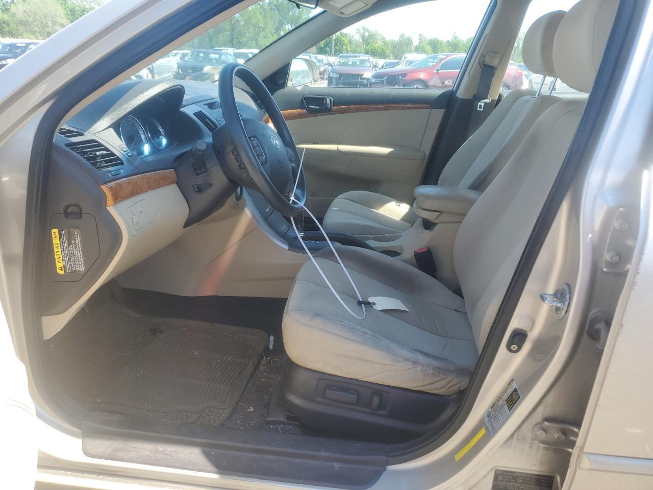 2010 Hyundai Sonata Gls - Image 7