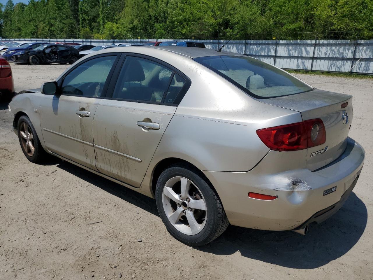 2004 Mazda 3 - Image 2