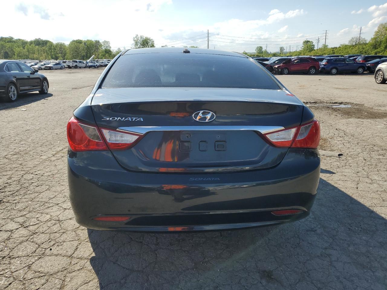 2013 Hyundai Sonata Gls - Image 6