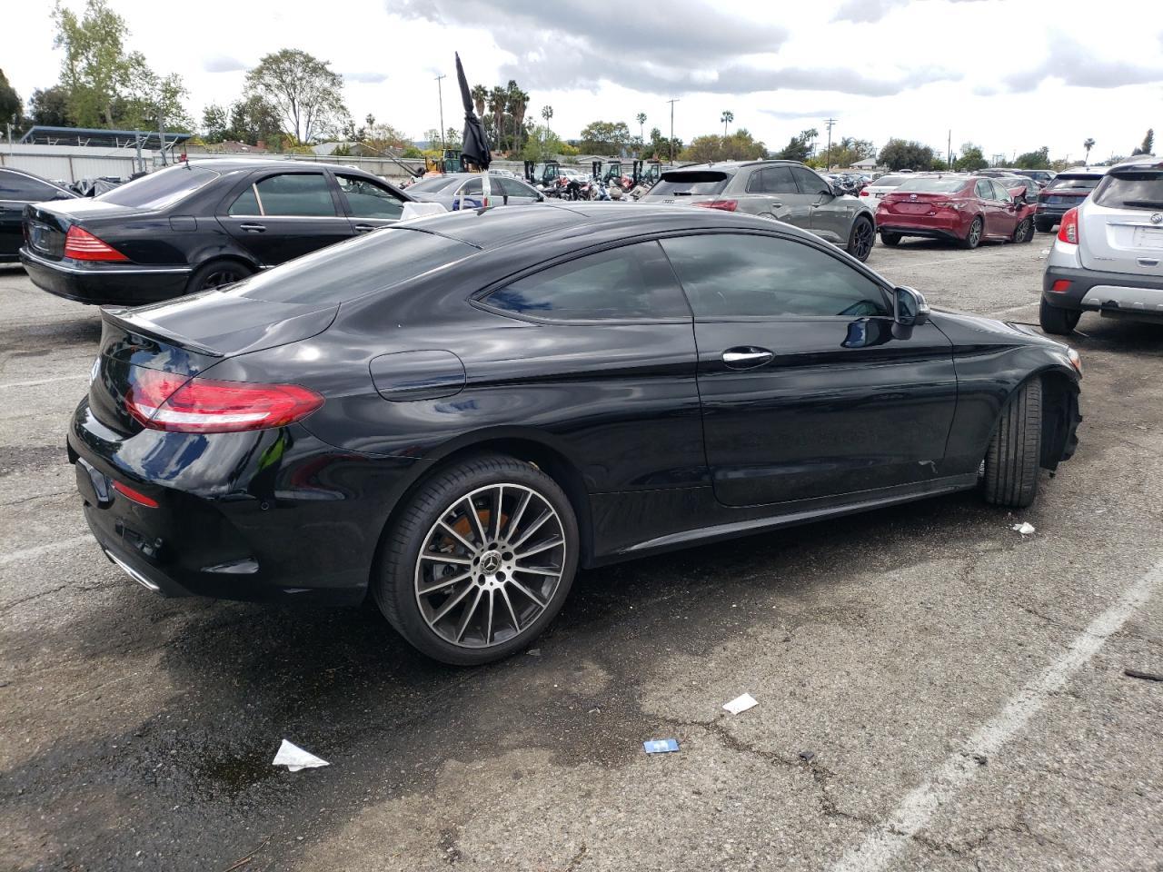 2022 Mercedes-Benz C 300 - Фото 3