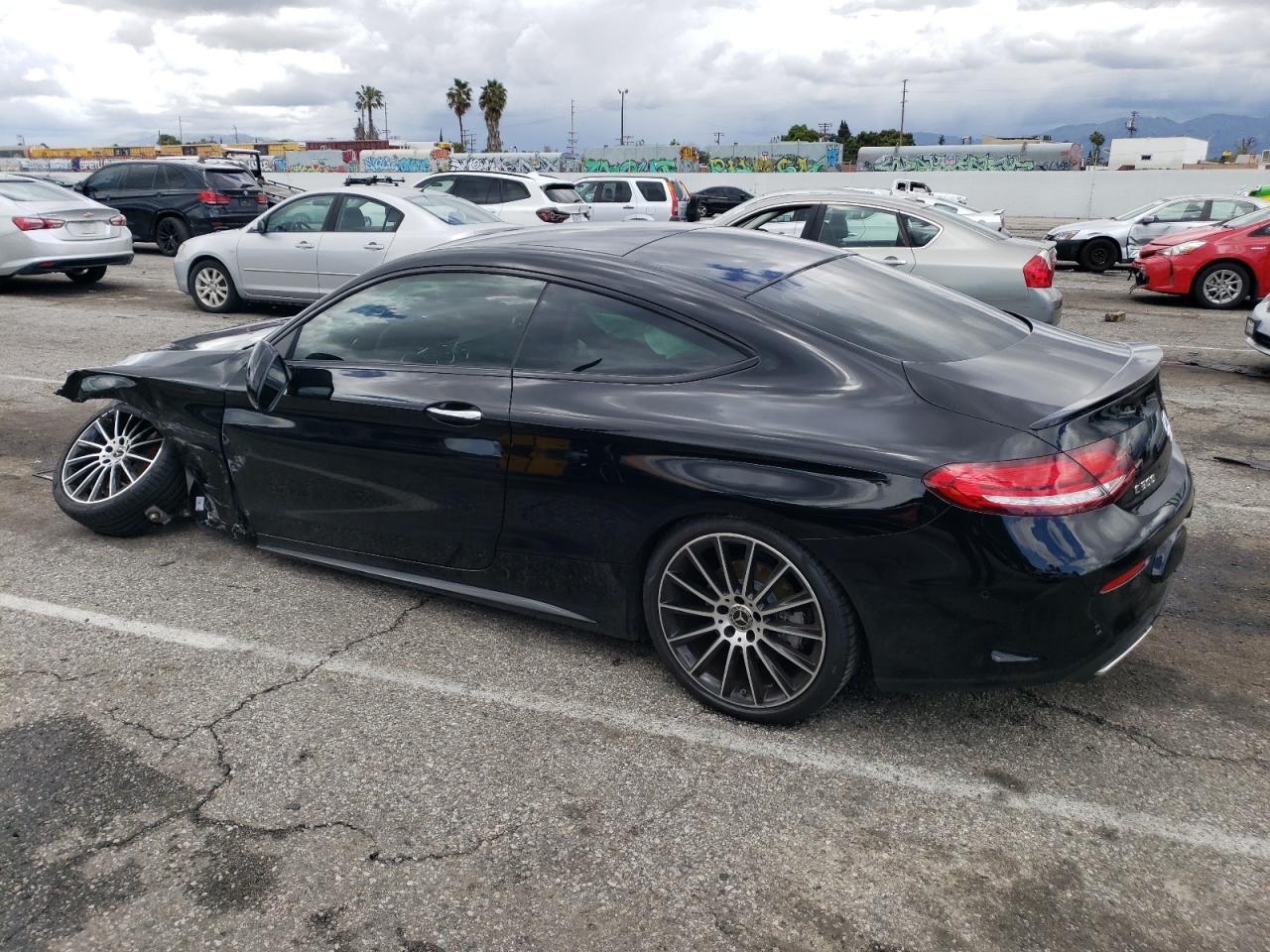 2022 Mercedes-Benz C 300 - Фото 2