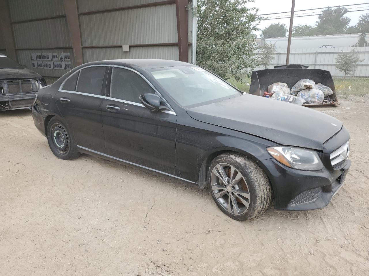 2016 Mercedes-Benz C 300 - Фото 4