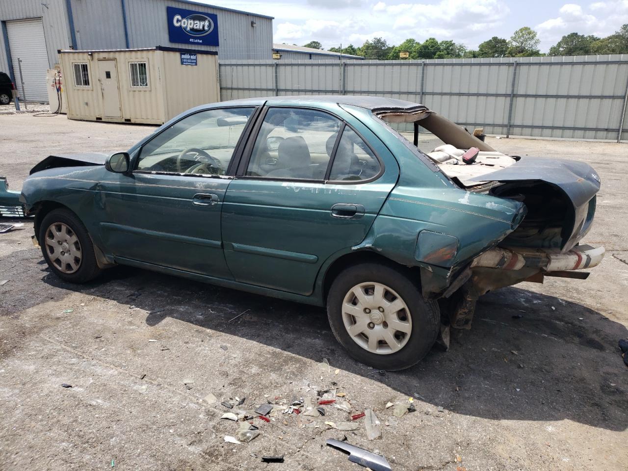 2001 Nissan Sentra Xe - Фото 2