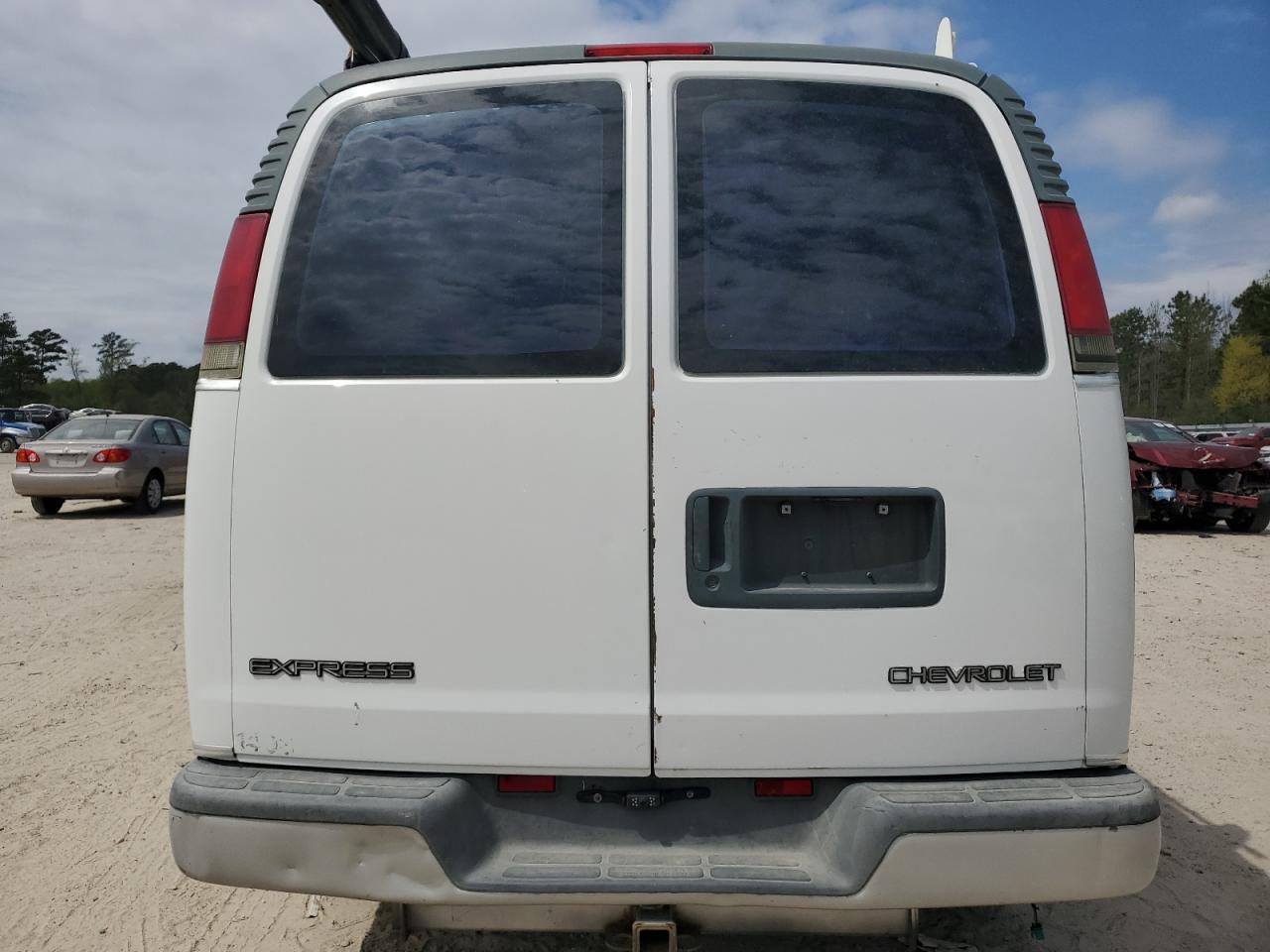 2002 Chevrolet Express G3500 - Фото 6