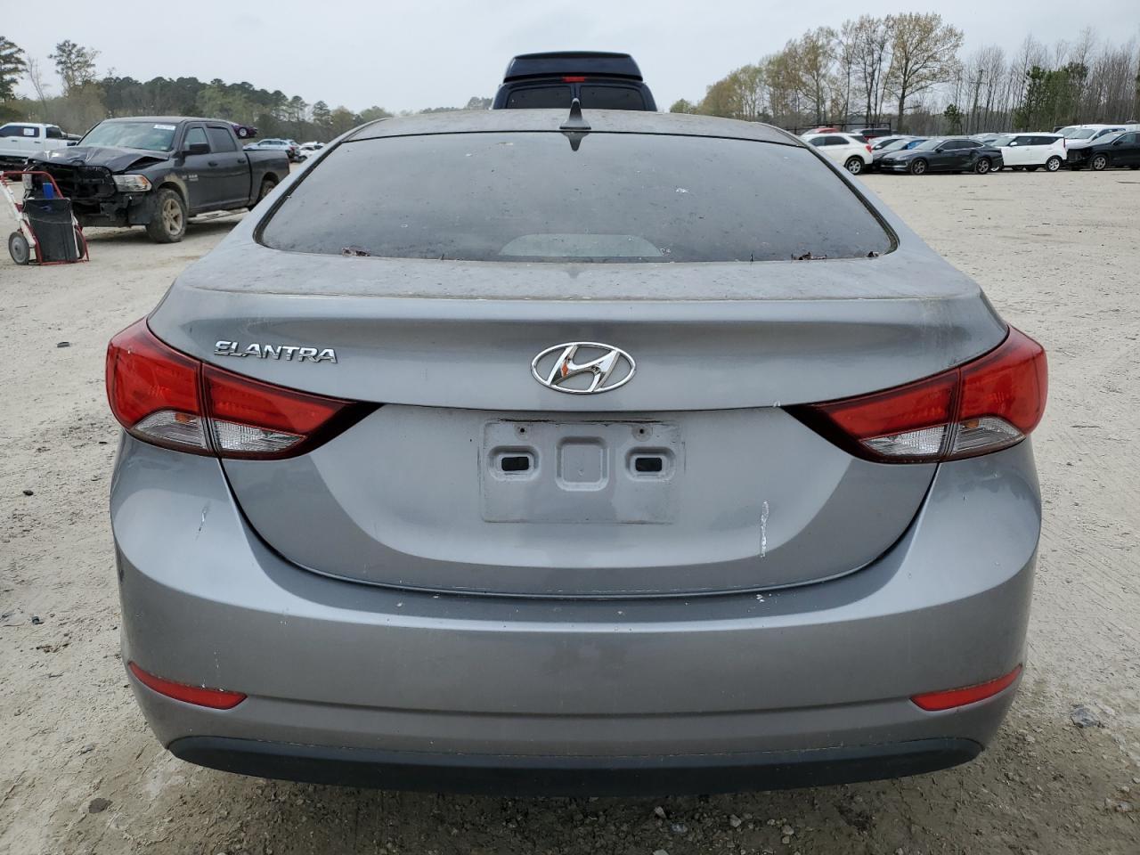 2014 Hyundai Elantra Se - Фото 6