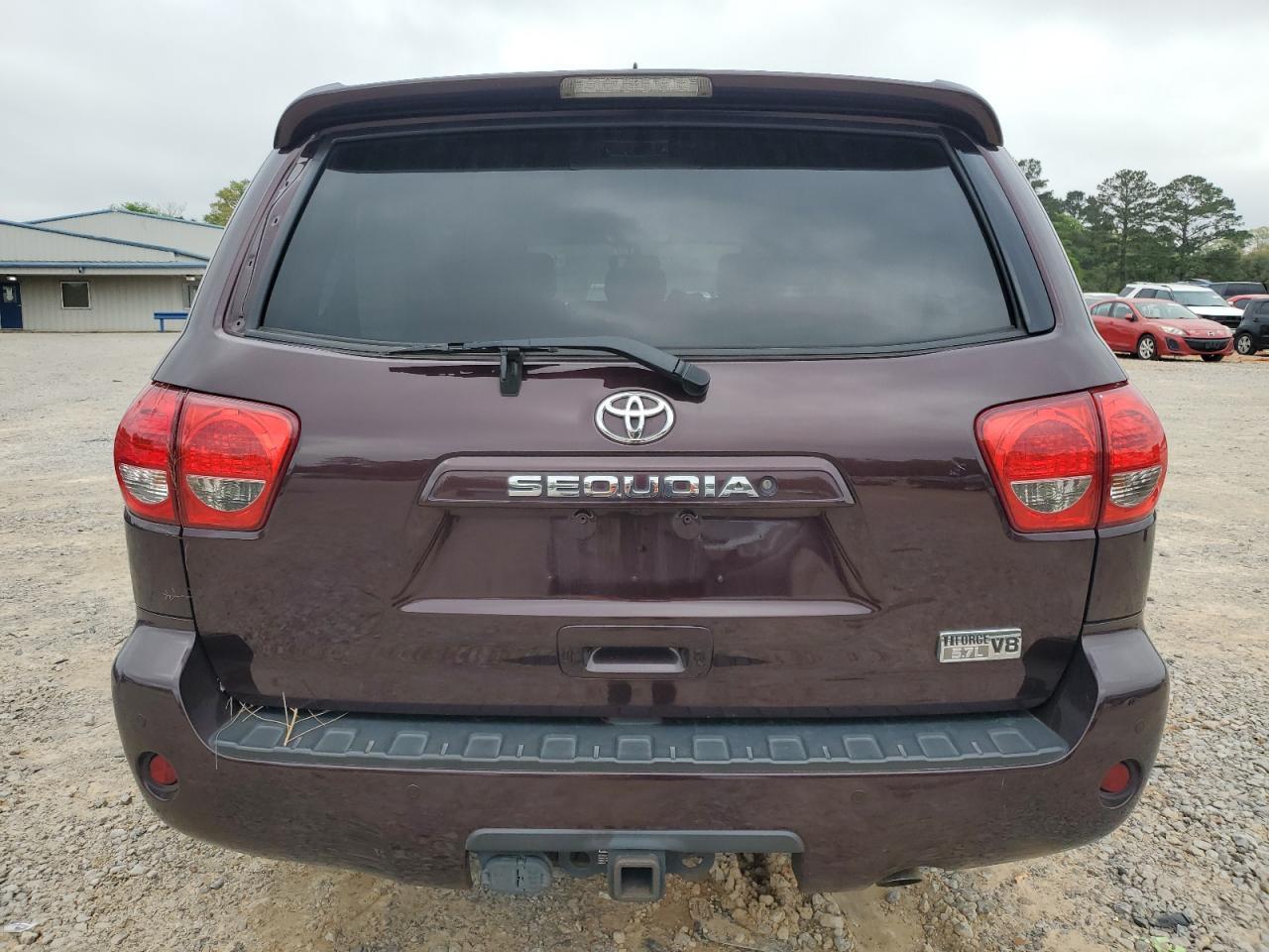 2016 Toyota Sequoia Sr5 - Фото 6