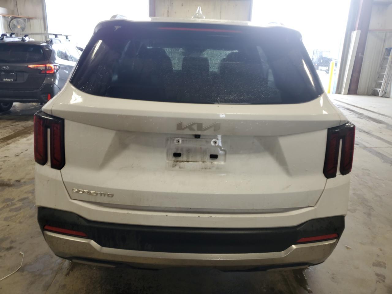 2024 Kia Sorento S - Фото 6