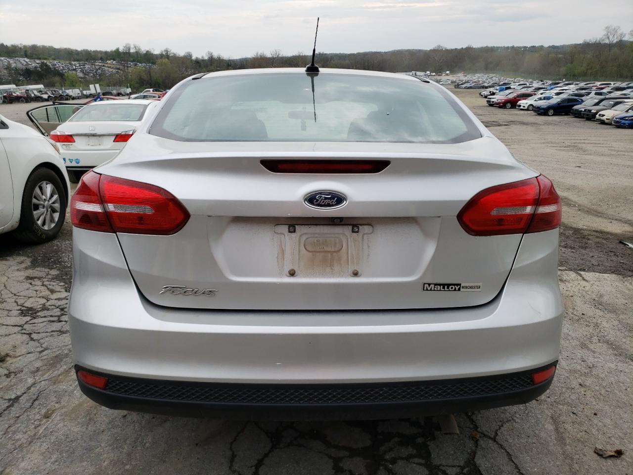 2017 Ford Focus S - Фото 6