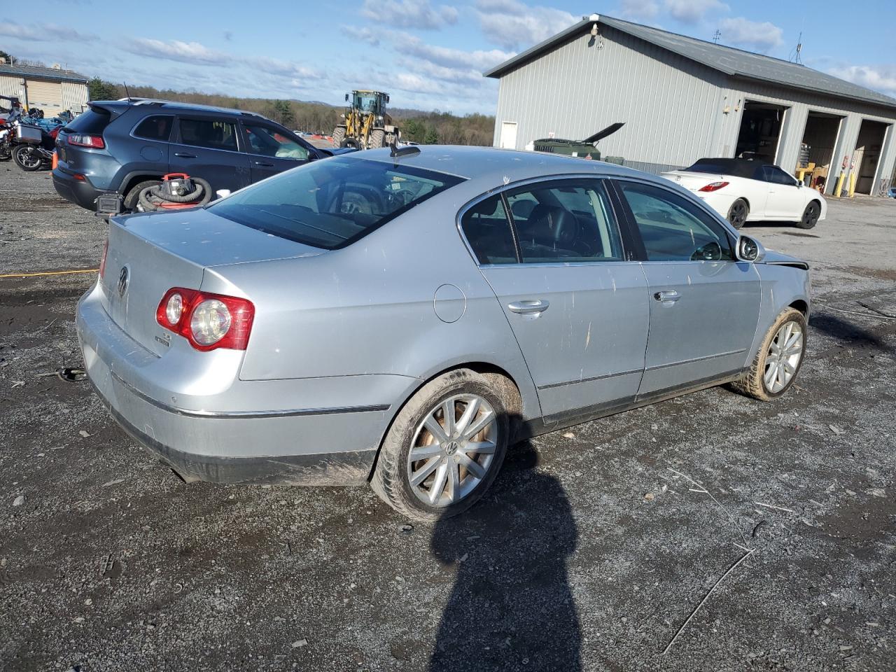 2006 Volkswagen Passat 3.6L 4Motion Luxury - Фото 3