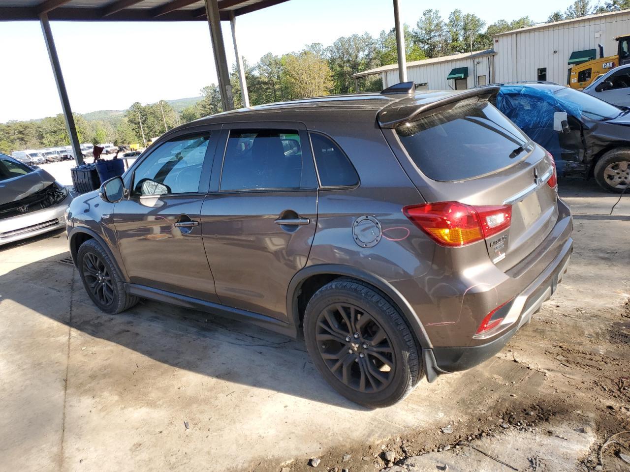 2018 Mitsubishi Outlander Sport Es - Image 2