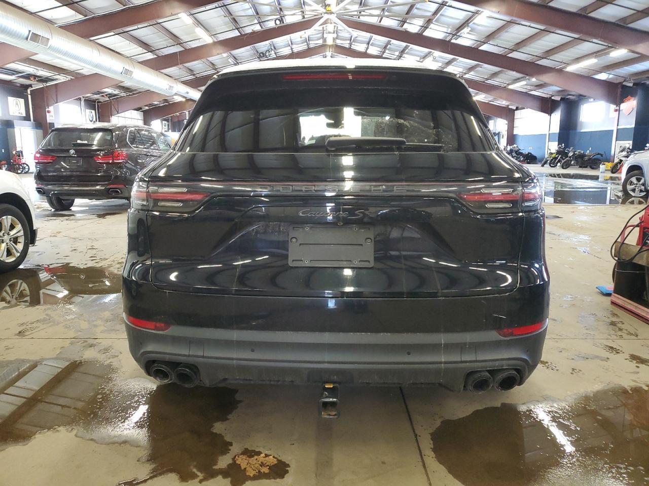 2021 Porsche Cayenne S - Image 6