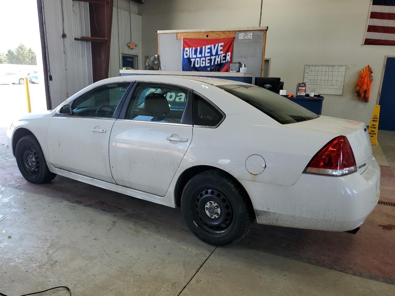 2016 Chevrolet Impala Limited Police - Image 2