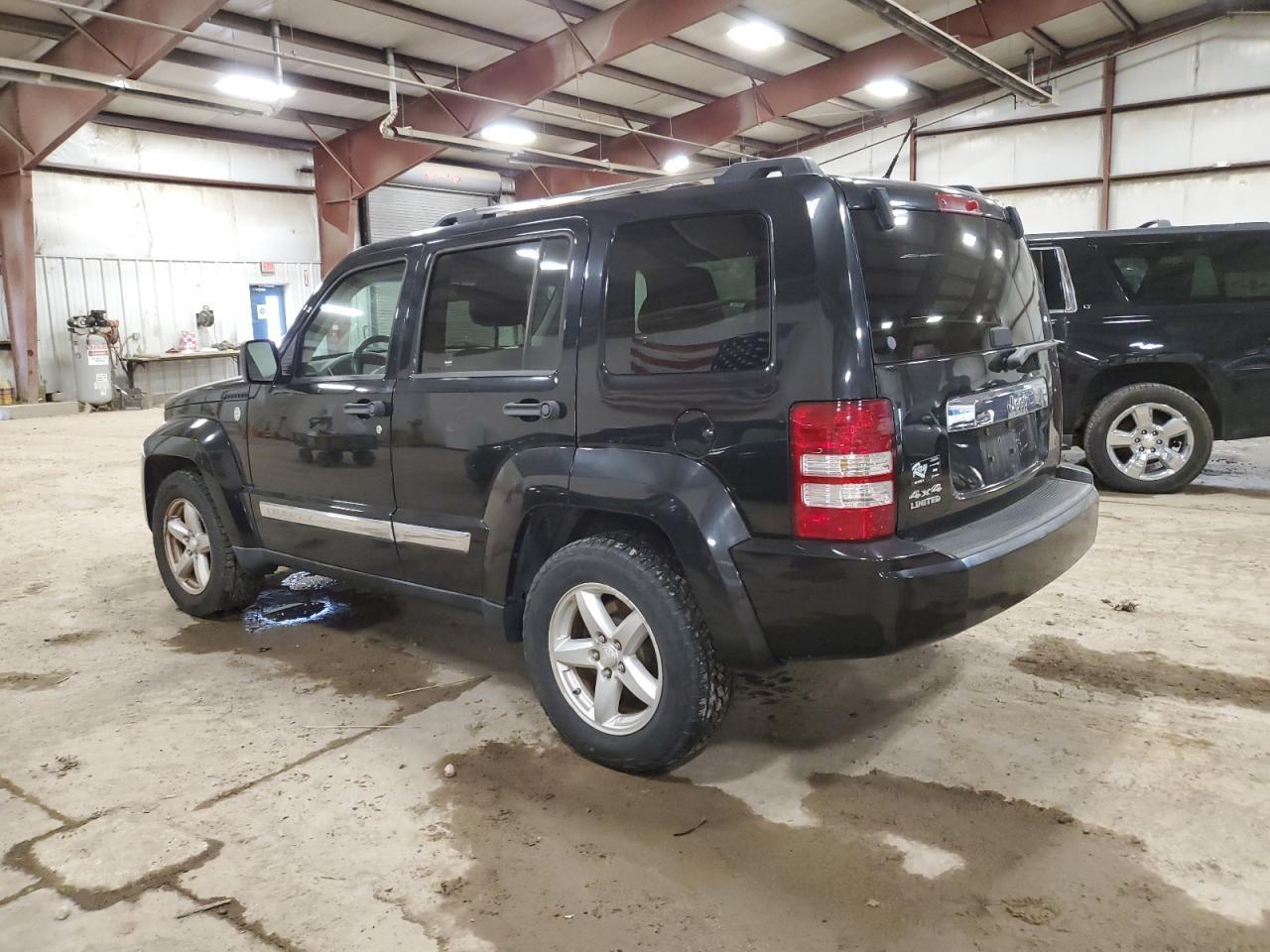2010 Jeep Liberty Limited - Image 2