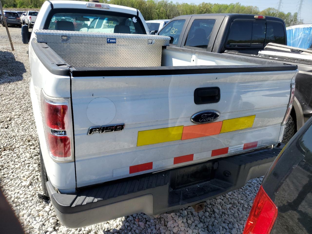 2010 Ford F150 - Фото 6