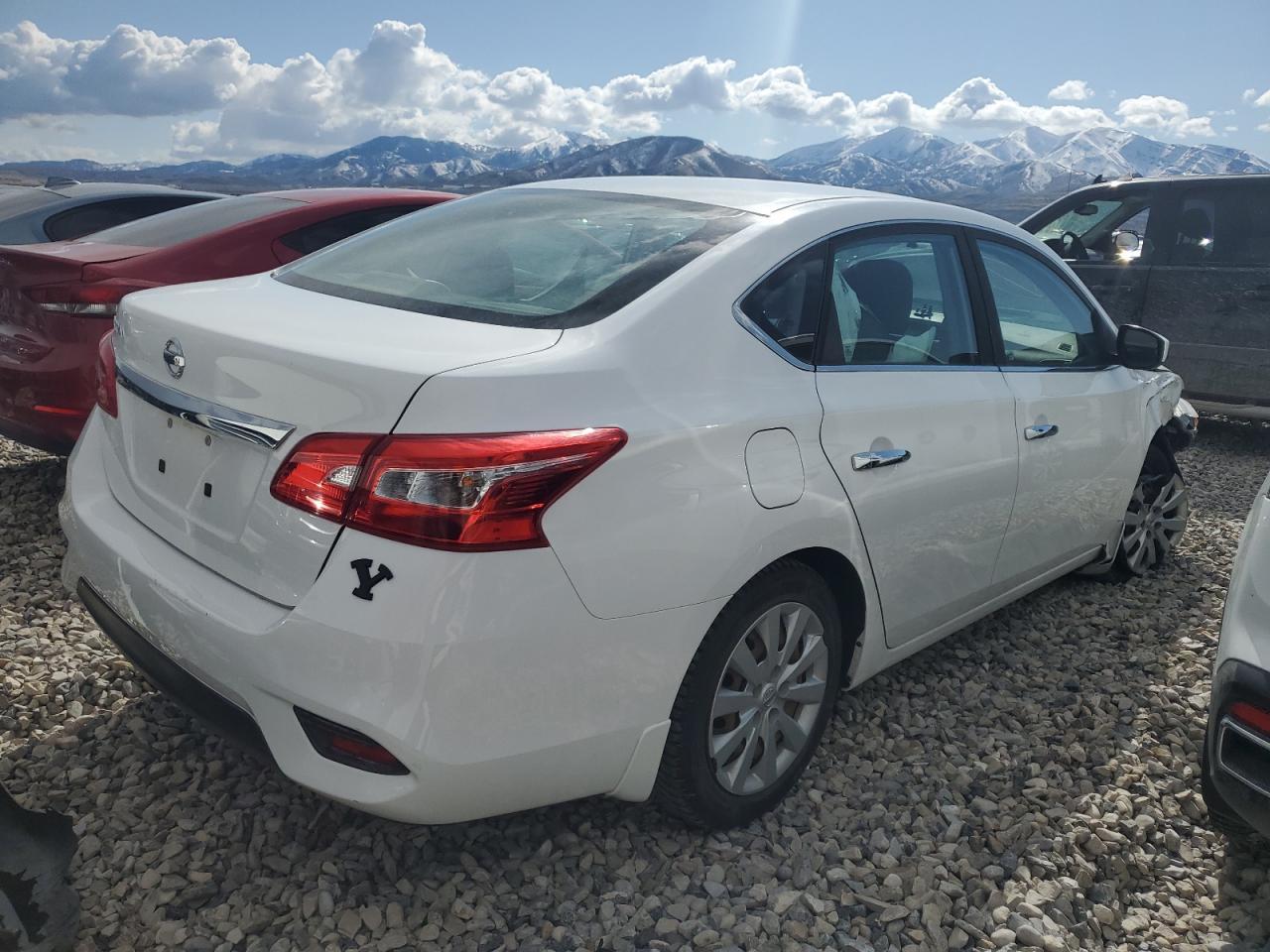 2018 Nissan Sentra S - Фото 3