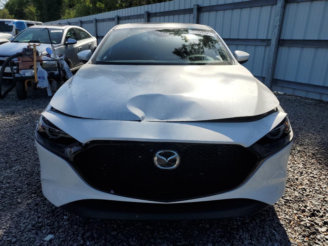 2025 Mazda 3 Premium - Фото 5