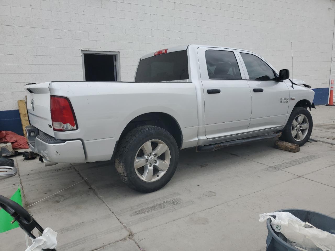 2015 Ram 1500 St - Image 3