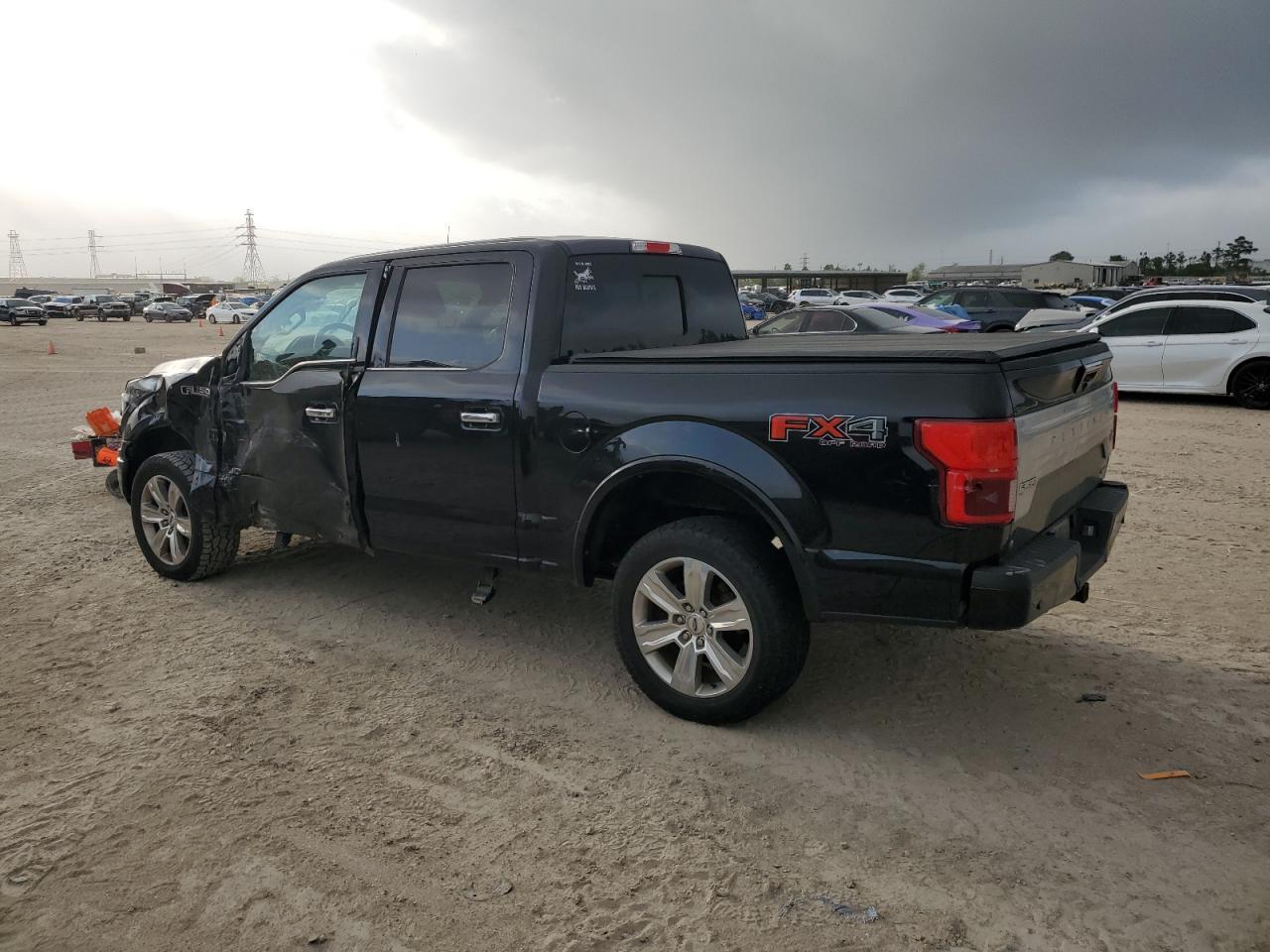 2018 Ford F150 Supercrew - Фото 2