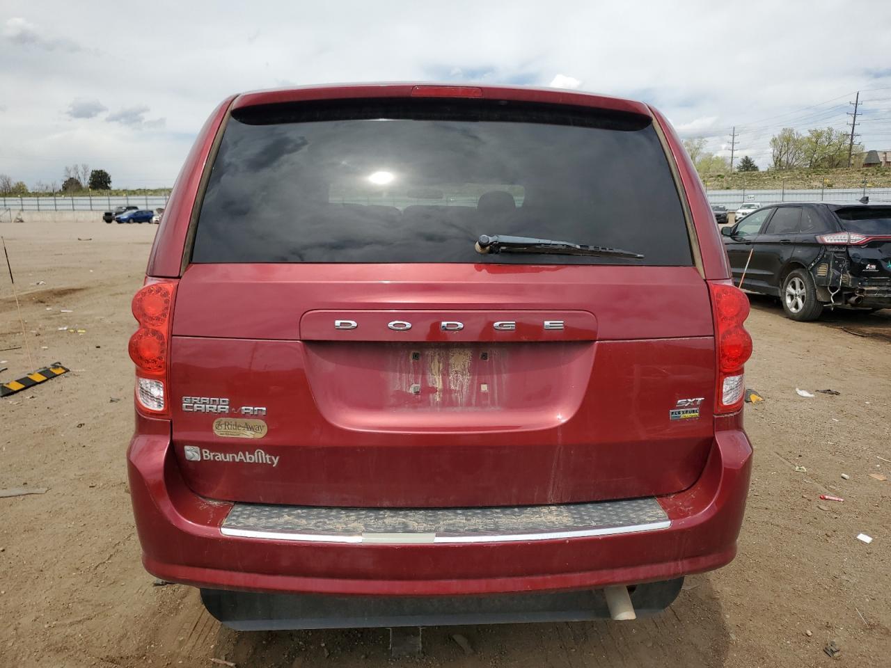 2014 Dodge Grand Caravan Sxt - Фото 6