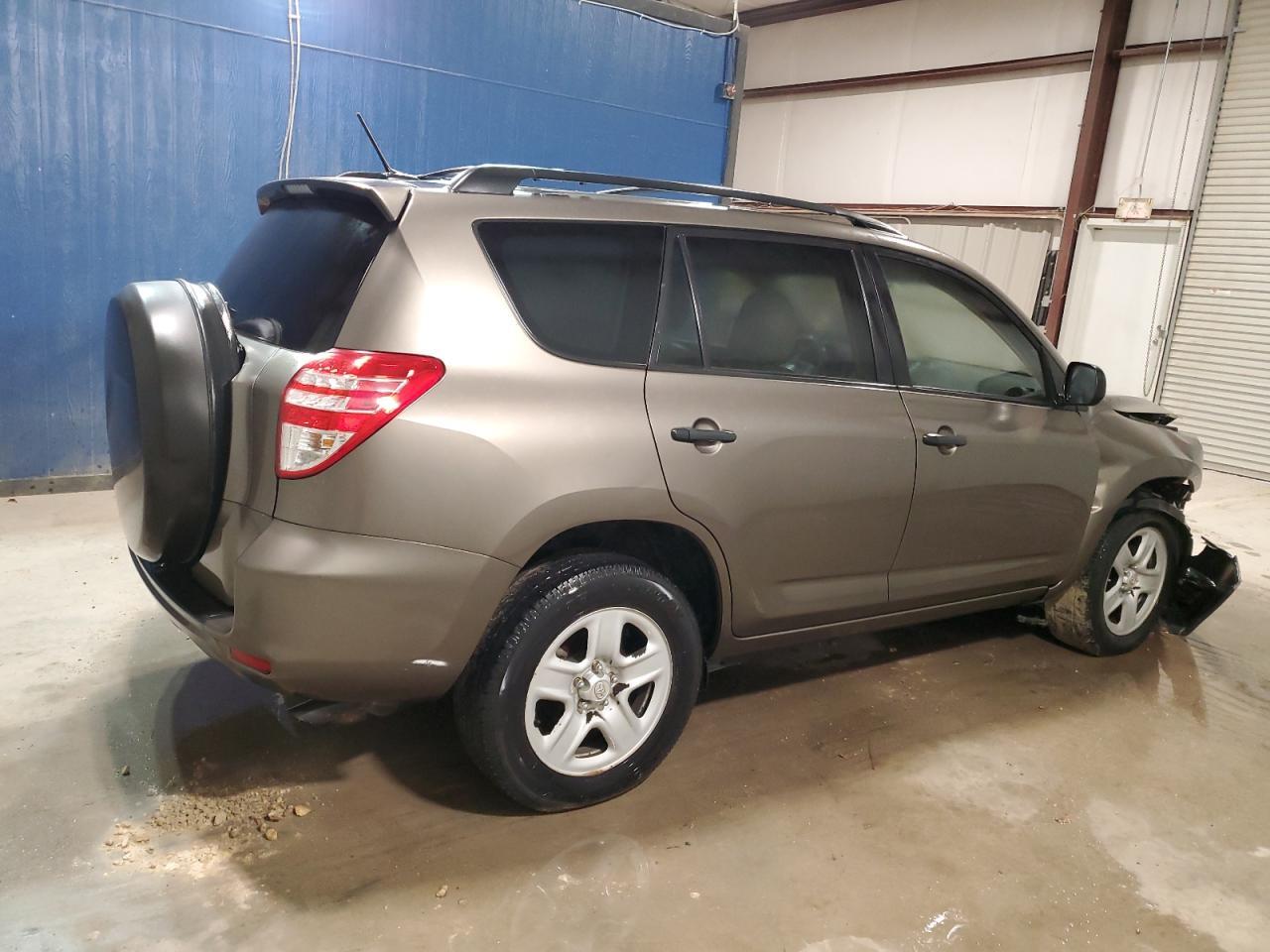 2010 Toyota Rav4 - Image 3