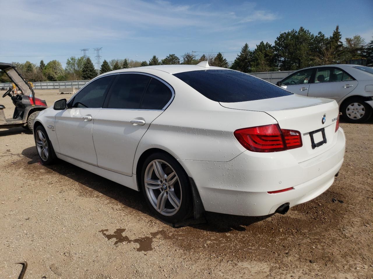 2011 BMW 535 Xi - Фото 2
