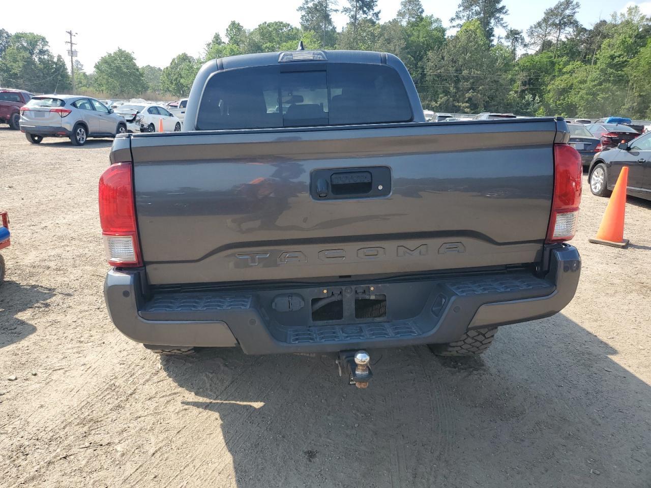 2017 Toyota Tacoma Double Cab - Фото 6