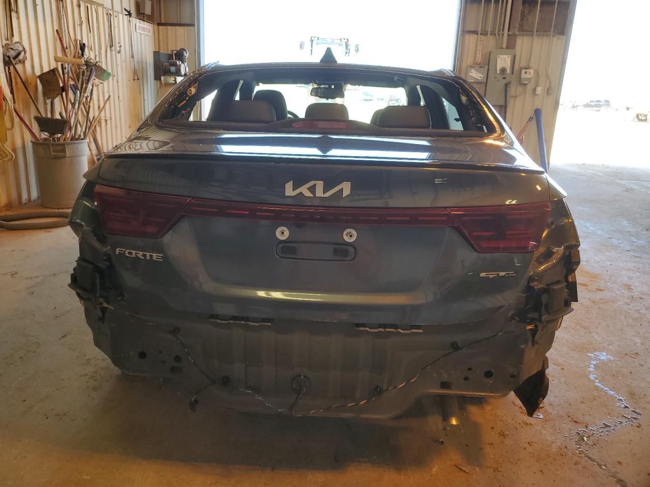 2024 Kia Forte Gt Line - Фото 6
