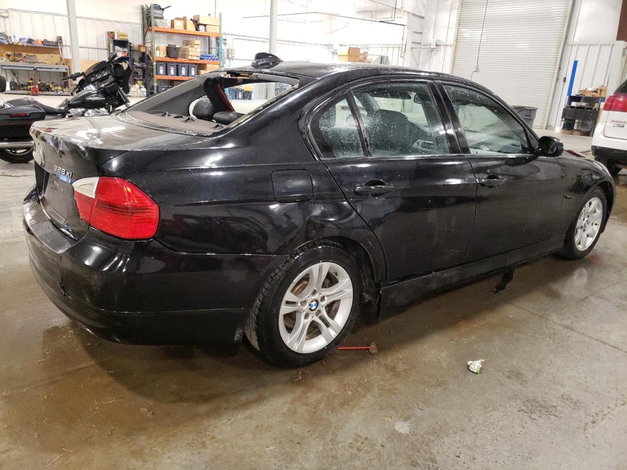 2008 BMW 328 Xi - Image 3