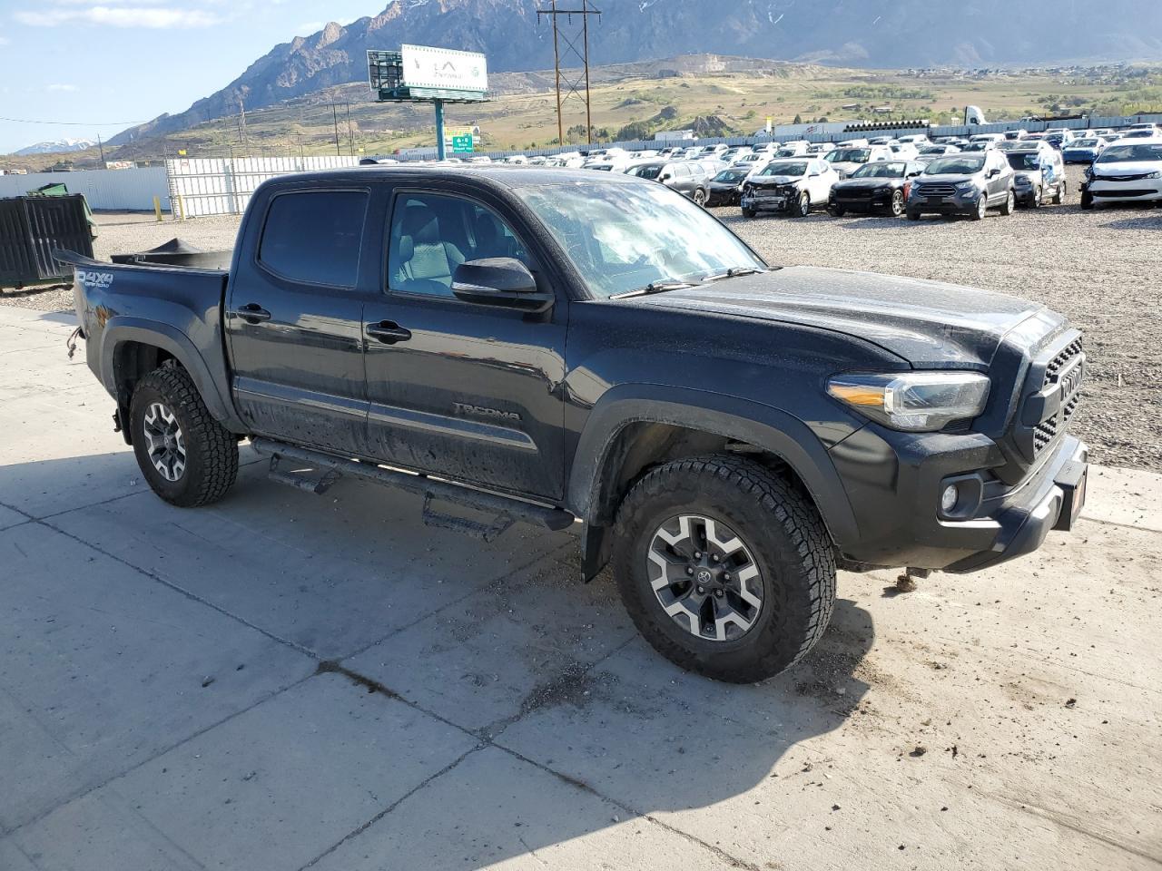 2020 Toyota Tacoma Double Cab - Image 4
