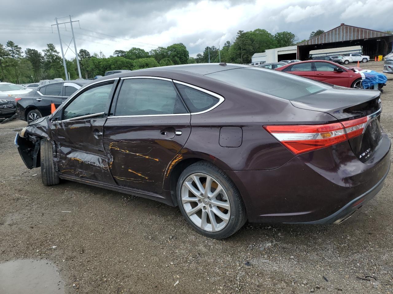 2013 Toyt Avalon - Image 2