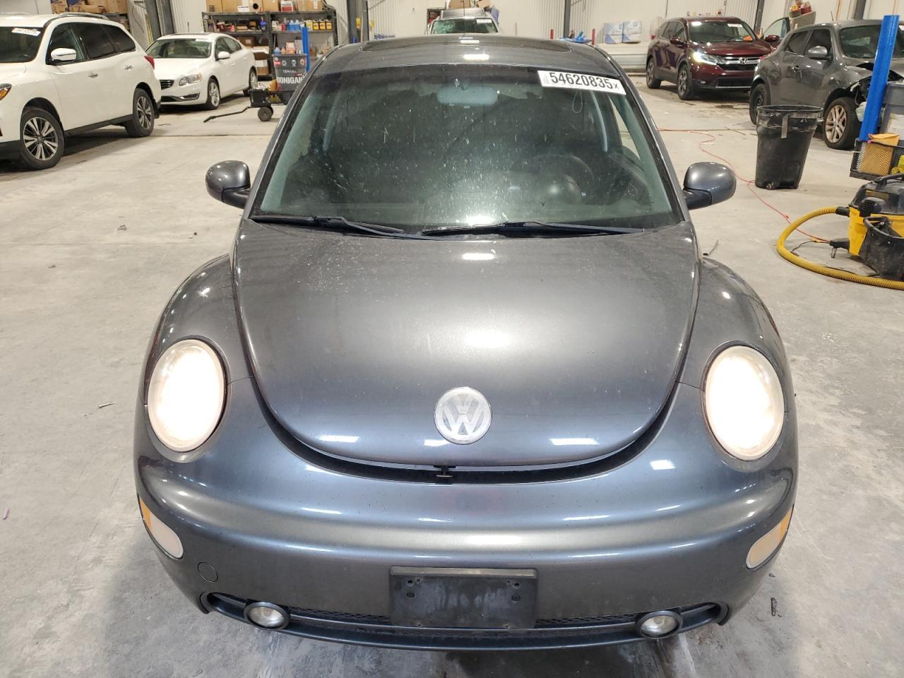 2002 Volkswagen New Beetle Gls - Фото 5
