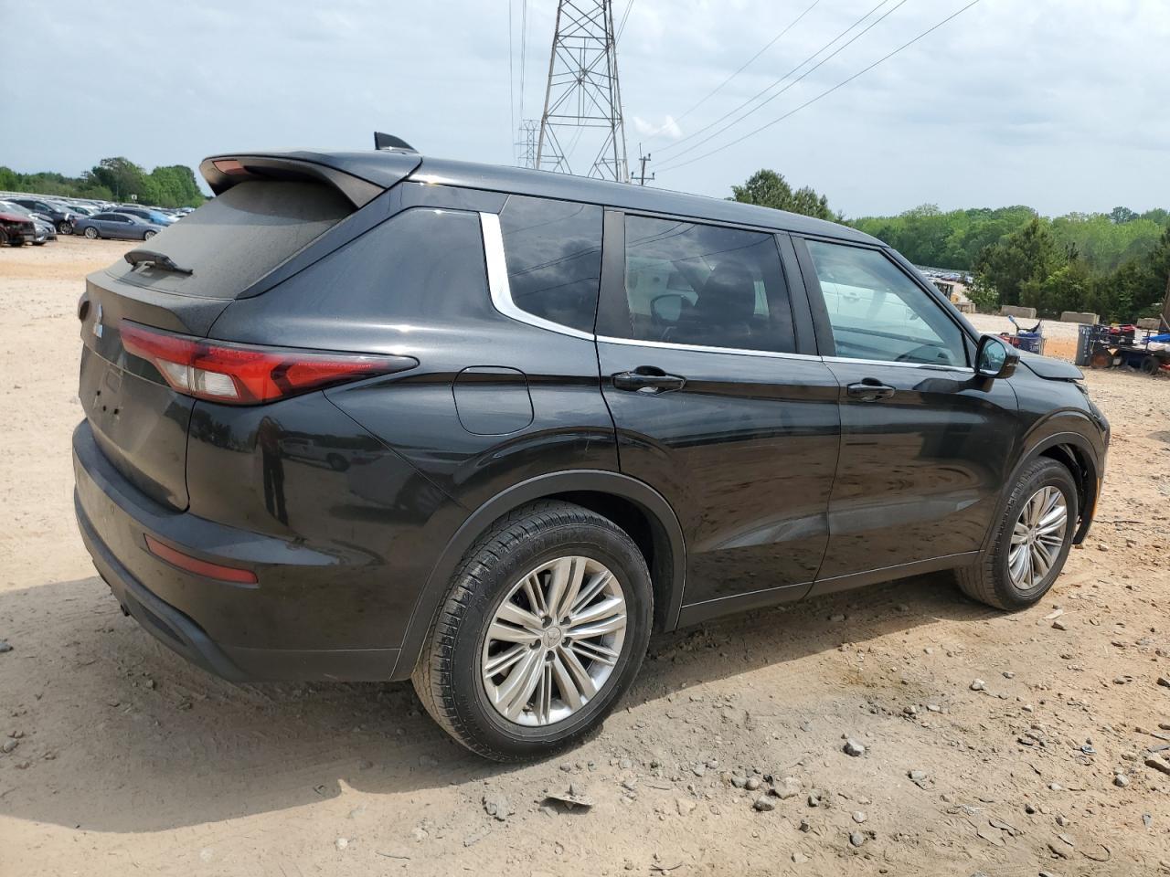 2022 Mitsubishi Outlander Es - Image 3