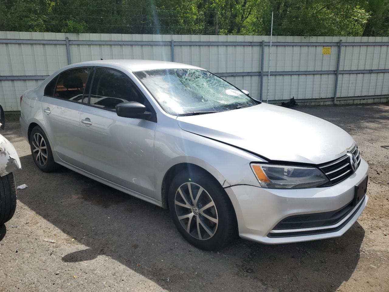 2016 Volkswagen Jetta Se - Фото 4