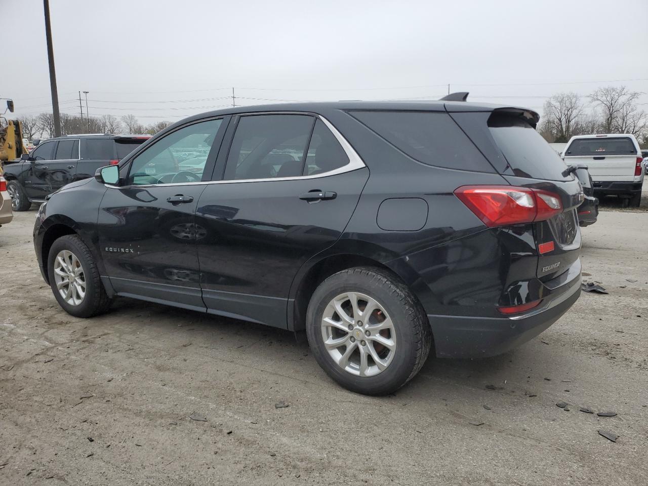2018 Chevrolet Equinox Lt - Фото 2