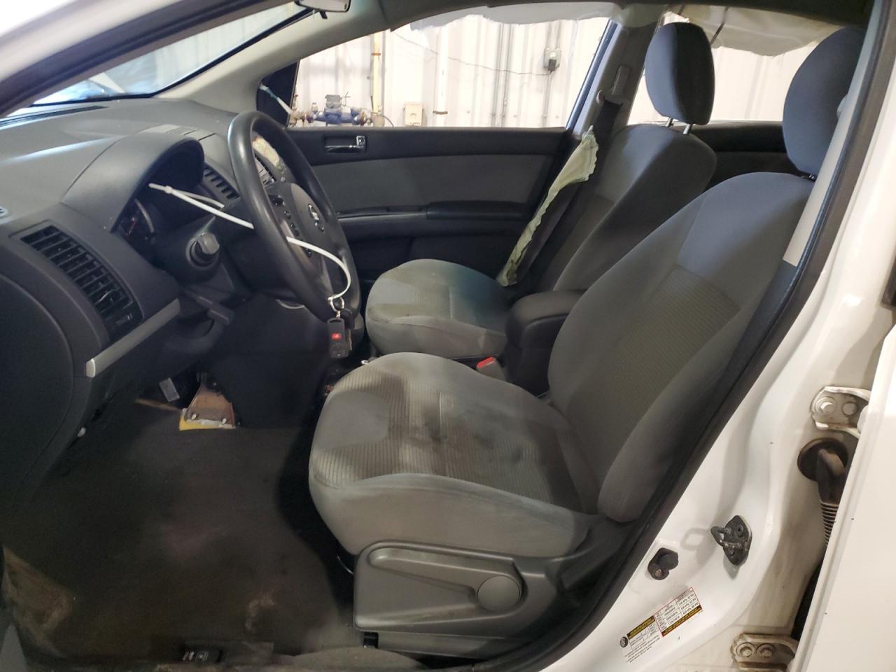 2010 Nissan Sentra 2.0 - Фото 7