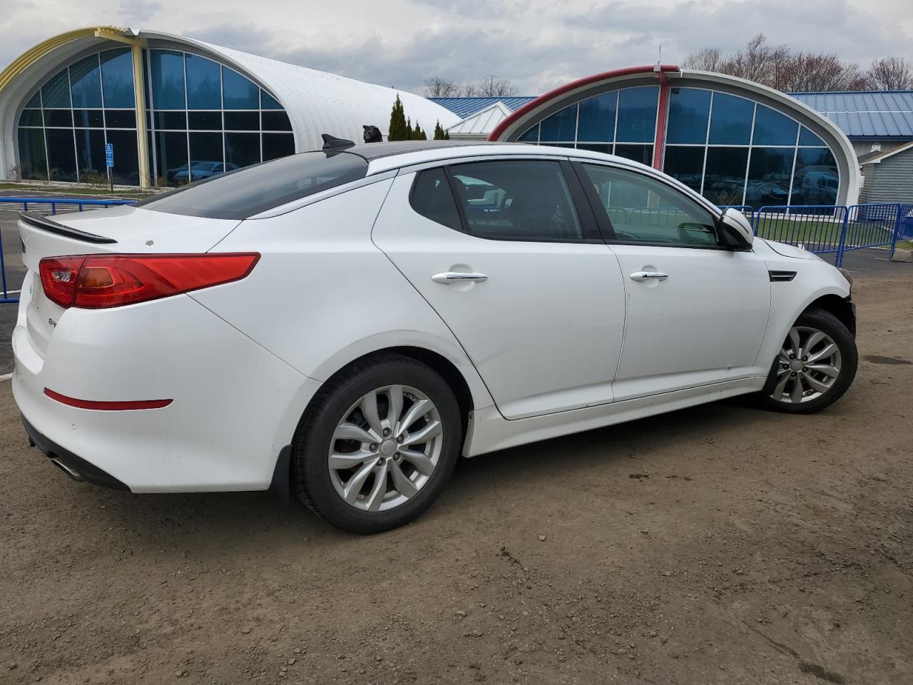 2015 Kia Optima Ex - Image 3