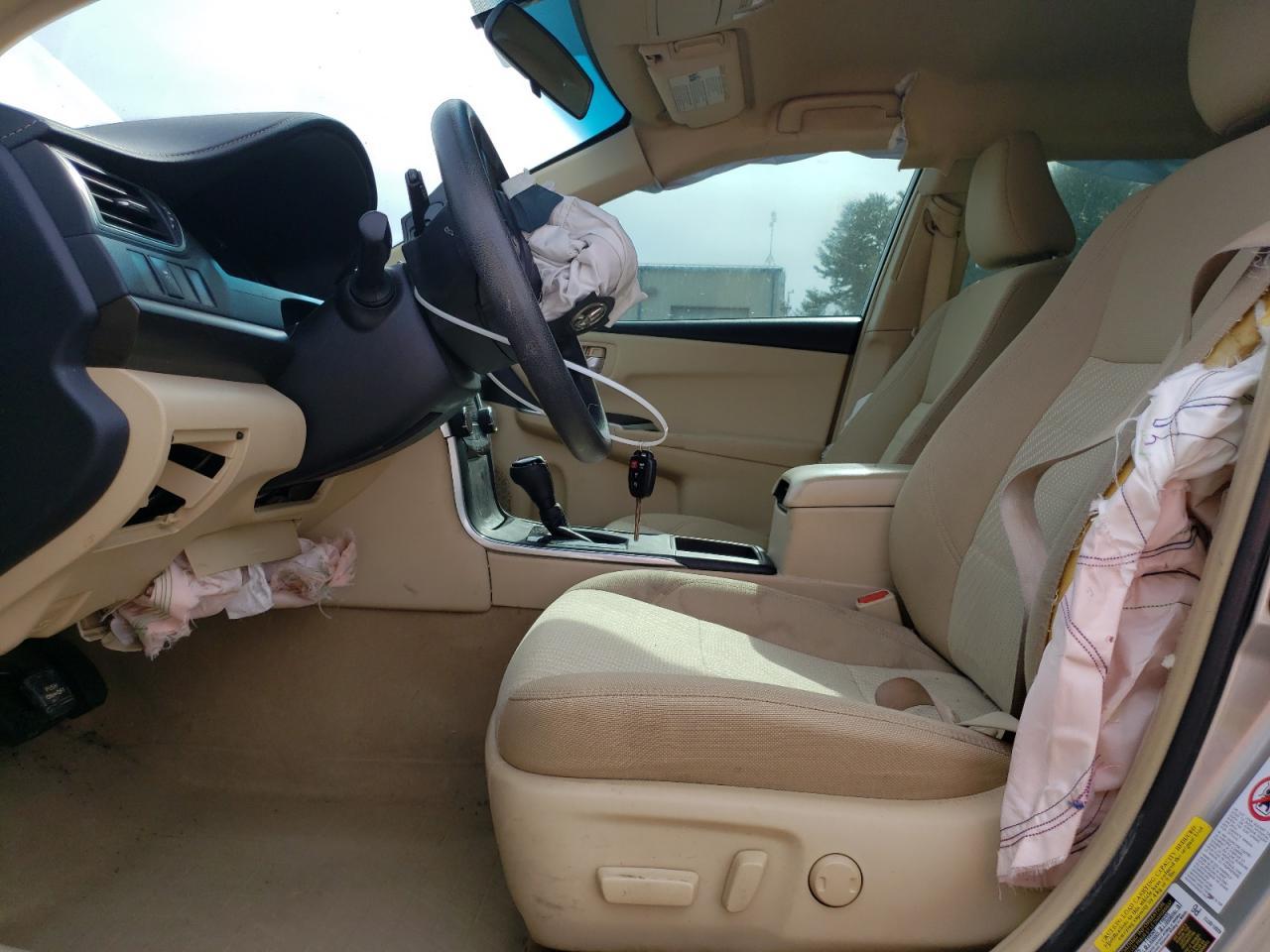 2016 Toyota Camry Le - Фото 7