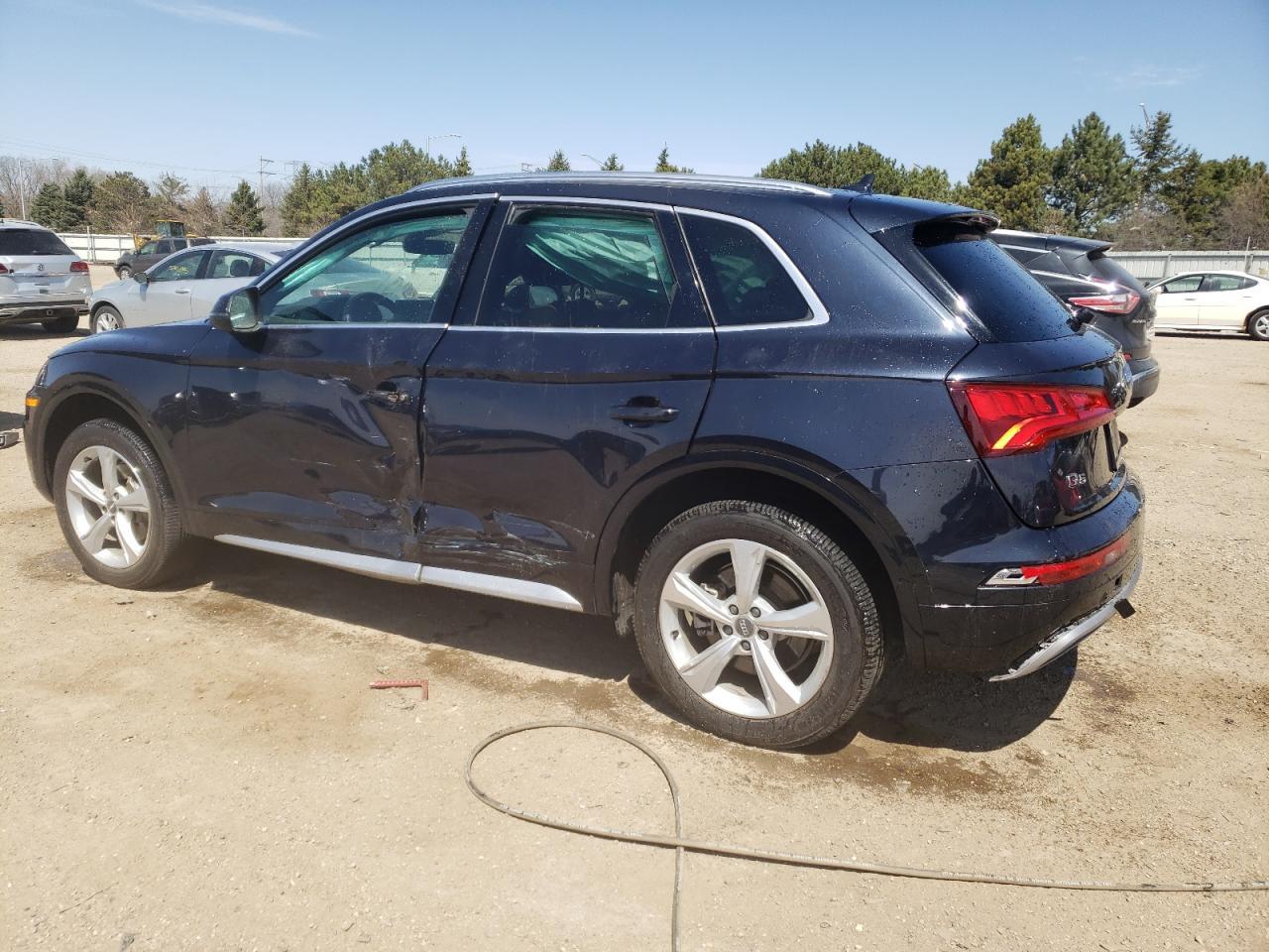 2020 Audi Q5 Premium Plus - Фото 2
