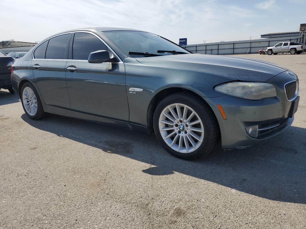 2011 BMW 535 Xi - Фото 4