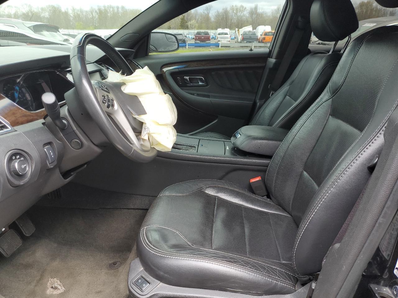 2014 Ford Taurus Limited - Image 7